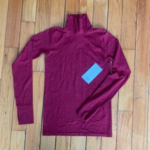 Athleta Foresthill Ascent Turtleneck. Garnet red. Women’s small. NWT.